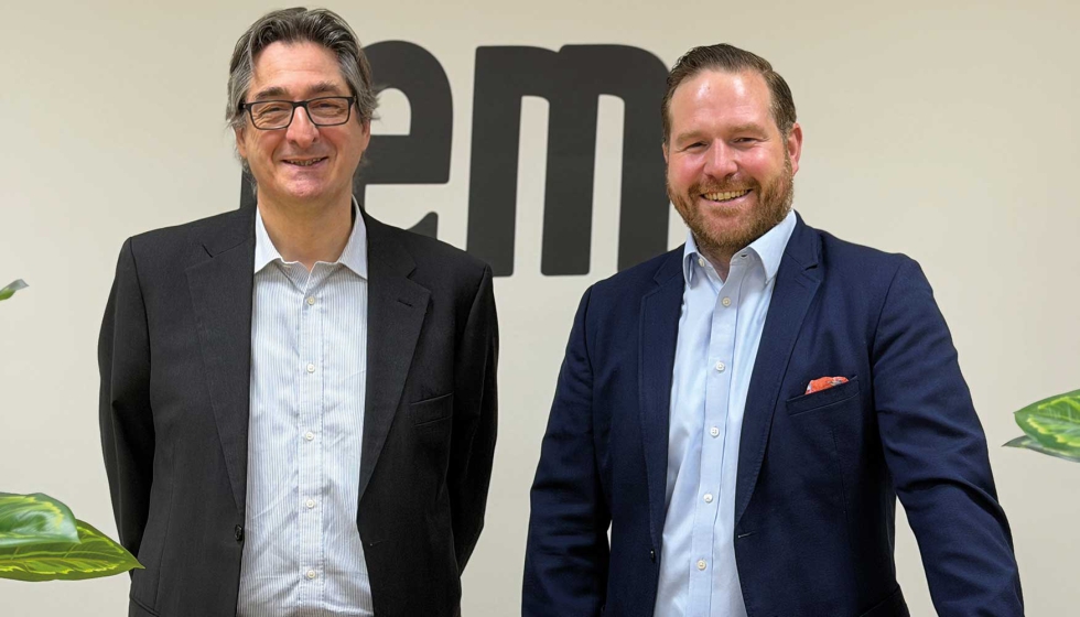 Olivier Hubing, director gerente de Expo D�sseldorf - Espa�a, y Daniel Feische, director de Glasstec...