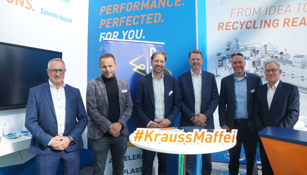 Equipos de BlueAlp y KraussMaffei Extrusion durante PRSE, junto a Jan Bruys, Albert Boogert, Valentijn de Neve, Ralf Benack...