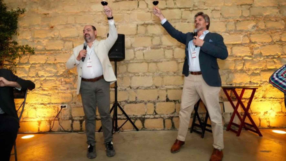 Marco Mazzaferri y Antonio P�rez brindaron por los �xitos de Massey Ferguson