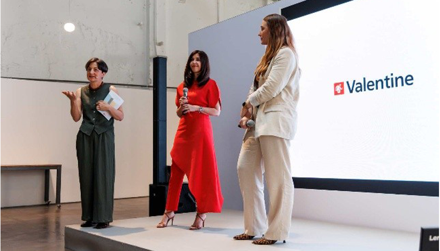 Presentaci�n del nuevo cat�logo 'Interior Colour Collection' en el Espacio 88 del barrio barcelon�s Sant Mart�