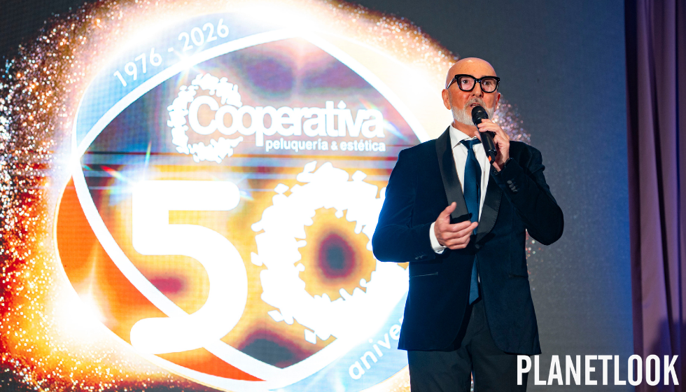 Alfonso Mart�nez, socio fundador de La Cooperativa de Peluquer�a y Est�tica de Valencia