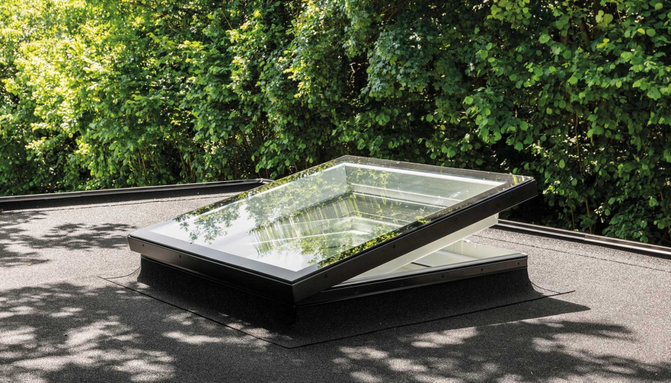 Las ventanas con c�pula lisa de vidrio se caracterizan por su elegante dise�o, con superficie de cristal hasta el borde y l�neas claras...