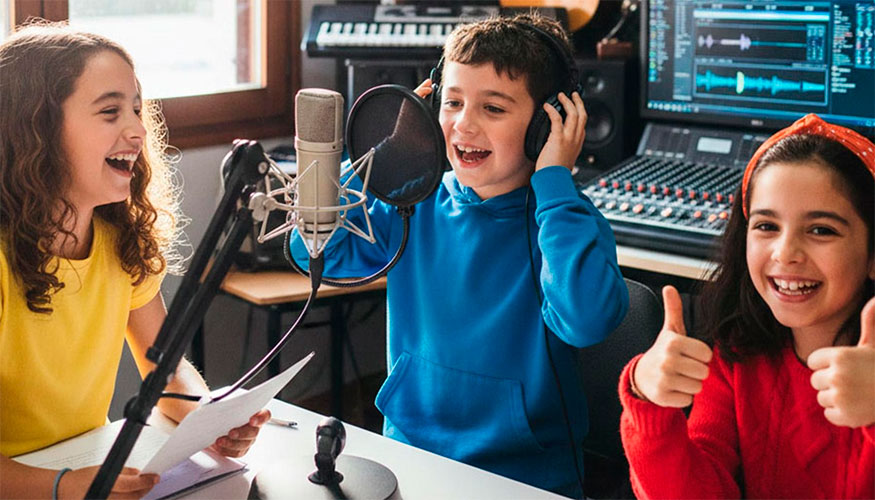 La primera edici�n del concurso de P�dcast Edelvives destaca proyectos educativos que fomentan la lectura...