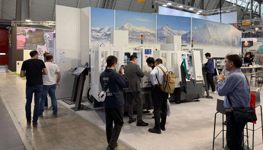 Durante la feria numerosos visitantes de GrindingHub 2026 se acercaron al stand interesados en las tecnolog�as de Schneeberger...