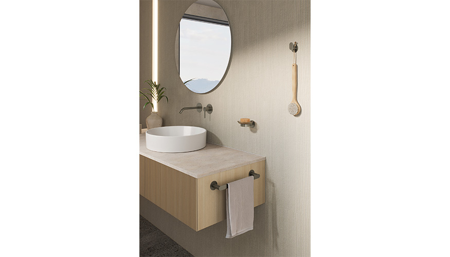 La nueva serie est� disponible en cromado, negro mate, gunmetal y oro cepillado, para adaptarse a cualquier espacio...