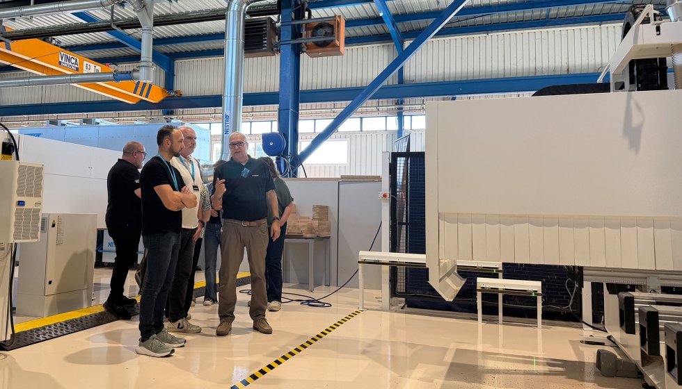 A las jornadas acudieron empresas y profesionales interesados en conocer de primera mano la maquinaria y software de Homag para la producci�n de...