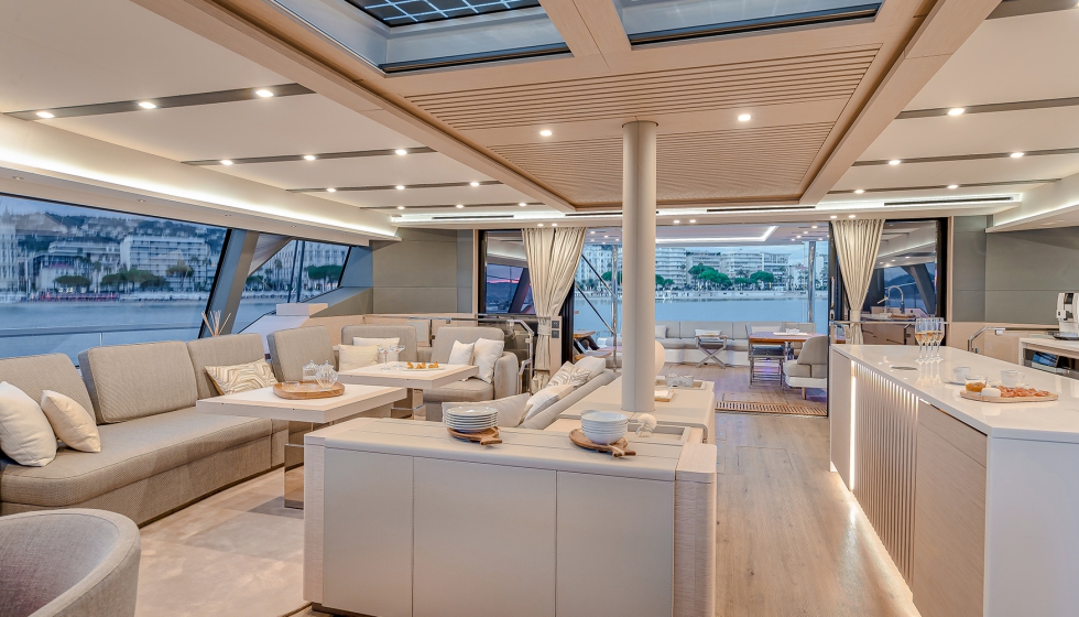 Interior catamar�n