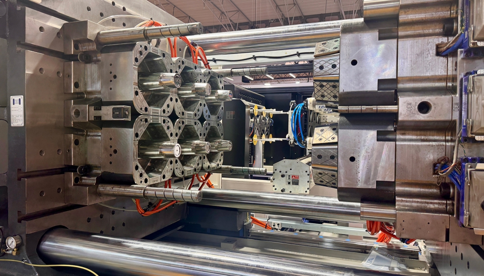 ti System reprodujo en Equiplast 2026 un entorno de producci�n real con ciclos de seis segundos para aplicaciones de packaging con tecnolog�a IML...
