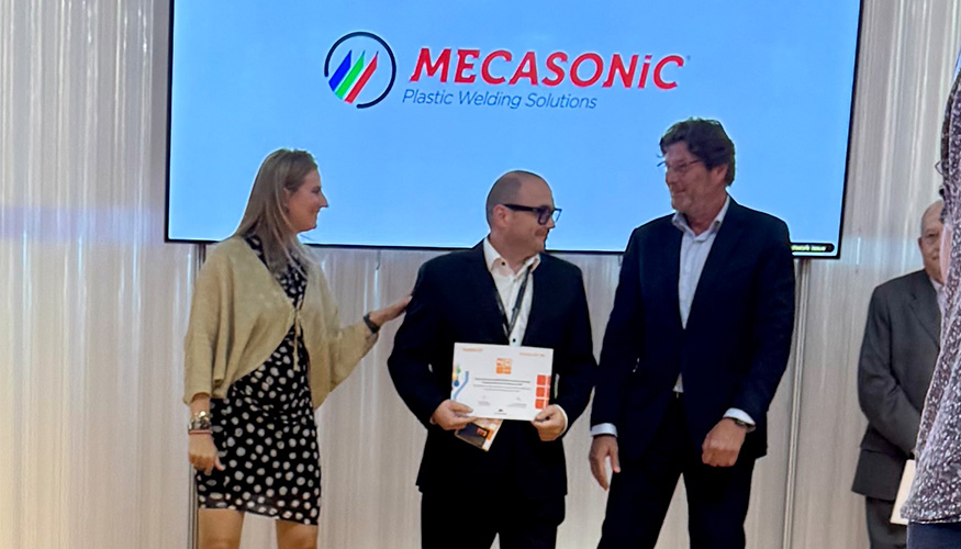 Equiplast distingui� a Mecasonic Espa�a por su fidelidad al certamen y su contribuci�n al desarrollo tecnol�gico del sector del pl�stico a lo largo...