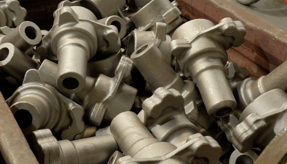 Los calibres comparadores Equator de Renishaw est�n dise�ados para comparar autom�ticamente piezas de producci�n con una pieza maestra de referencia...