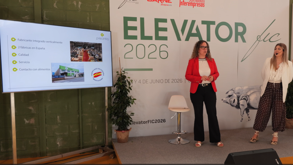 Patricia Gamero, directora comercial en Precintia, y Paula Barrag�n, responsable de Delegaci�n Extremadura