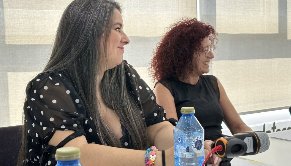 Cristina Mart�nez y Yolanda Valer
