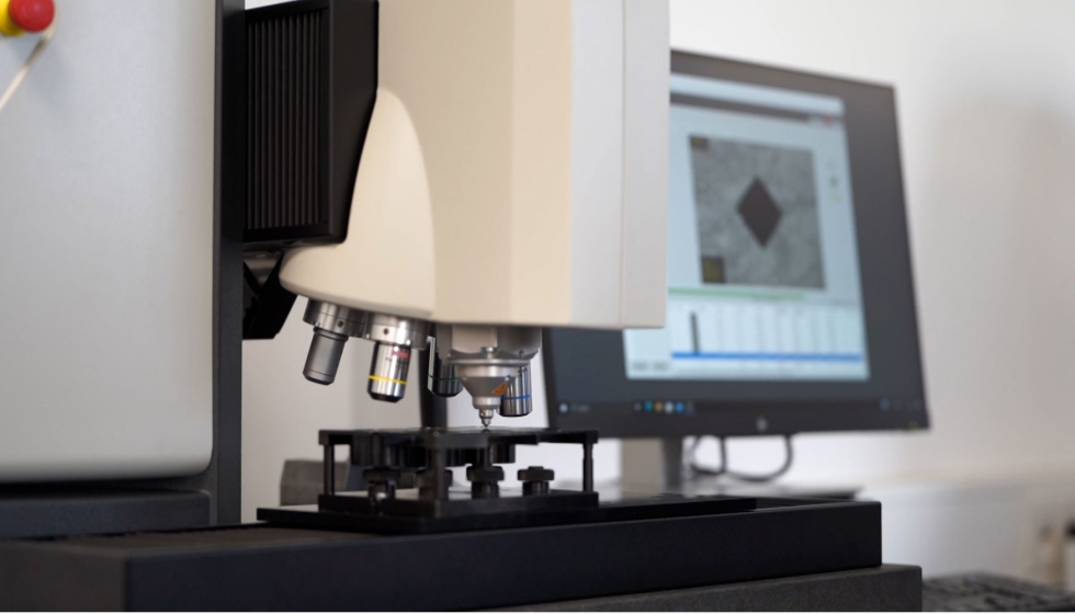 El dur�metro DuraScan 80 G5 de ZwickRoell, con el software de ensayo testXpert, para la automatizaci�n de los ensayos de microdureza...