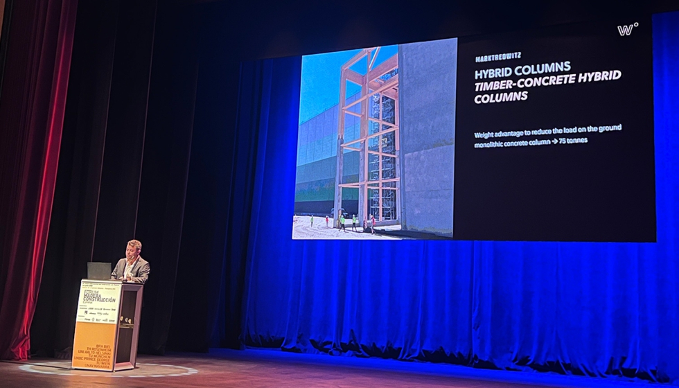 Patric Walter (Wiehag Timber Construction) present� el centro log�stico Edeka situado en Marktredwitz (Baviera)