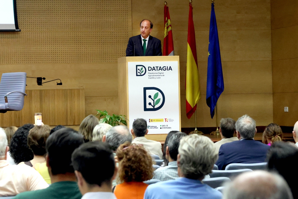 Joaqu�n Antonio Pino, consejero de Agricultura, Ganader�a, Medio Rural y Pol�tica Ambiental de Castilla y Le�n...