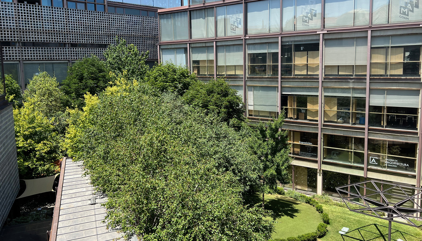 La sede del Colegio Oficial de Arquitectos de Madrid fue el escenario en el que se present� el Bar�metro Conama 2026...