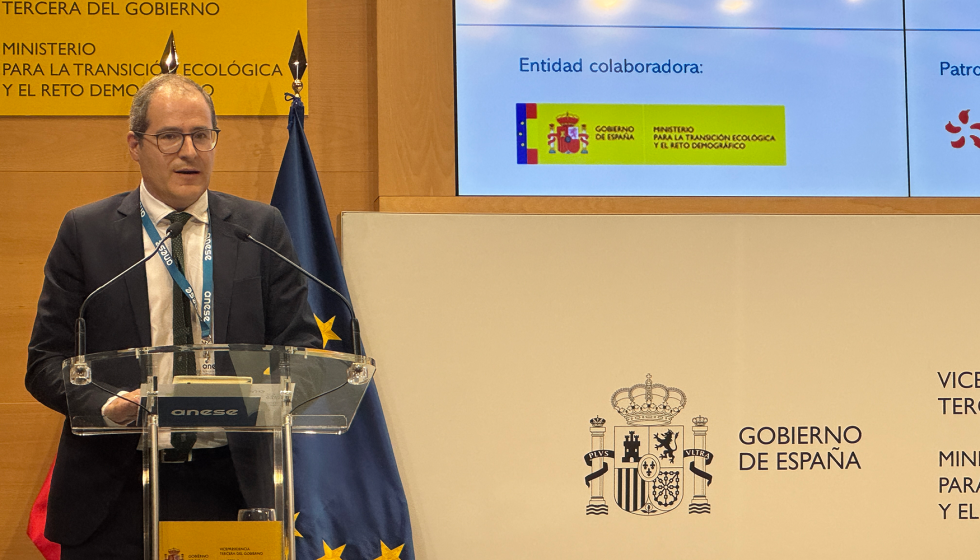 Jacobo Llerena, calific� la gu�a como �una herramienta fundamental para el sector�