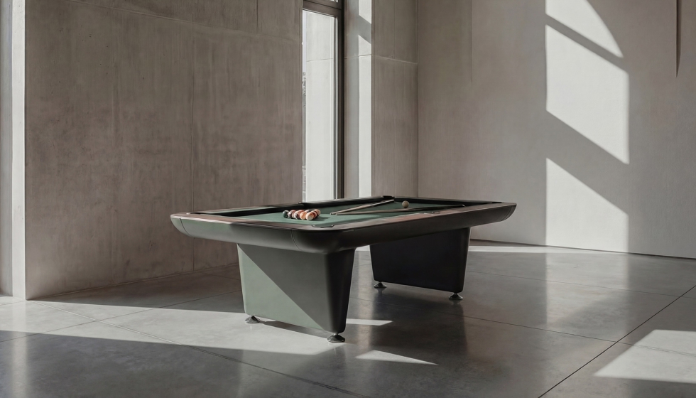 La nueva mesa de billar AL13 estar� disponible en medida de 8 pies Americano y se comercializar� en cuatro acabados crom�ticos...