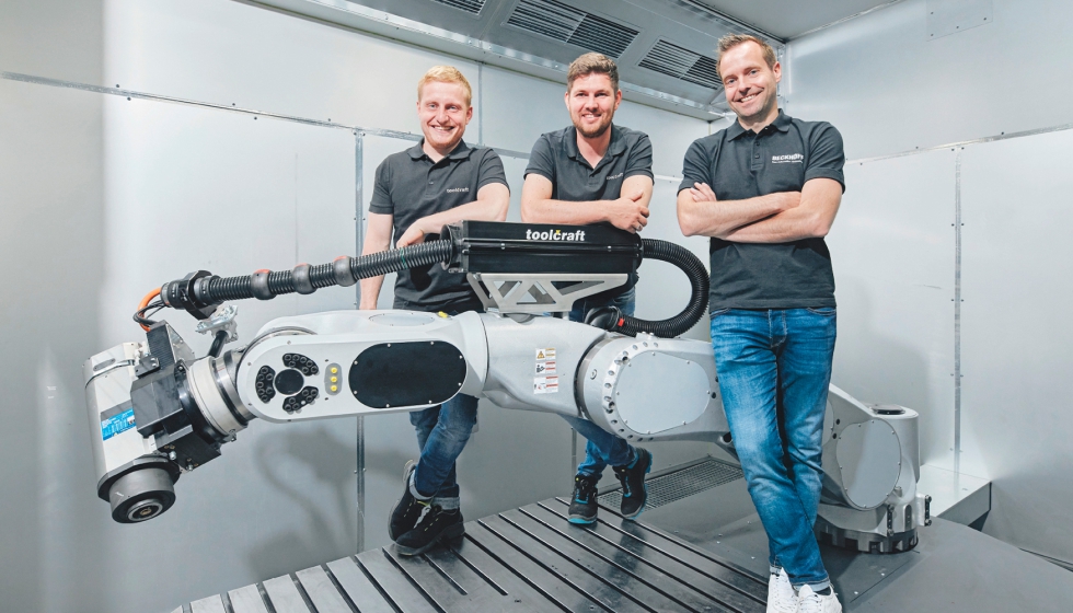 De izquierda a derecha, los dos directores de la divisi�n de rob�tica de Toolcraft, Andreas Bauer (Ingenier�a) y Daniel Distler (Ventas y RR. HH...