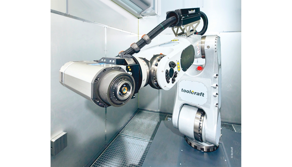 Con la nueva generaci�n de robots de mecanizado basados en la tecnolog�a de control y accionamiento por PC de Beckhoff...