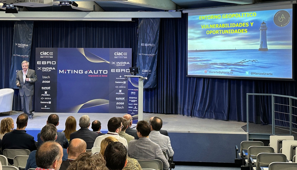 Marcos Urarte, invitado especial del M�ting d�Auto y consultor especializado en prospectiva y transformaci�n de organizaciones...