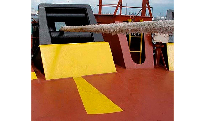 Figura 4: Zonas de peligro marcadas en amarillo en estaci�n de amarre (Fuente: autor)