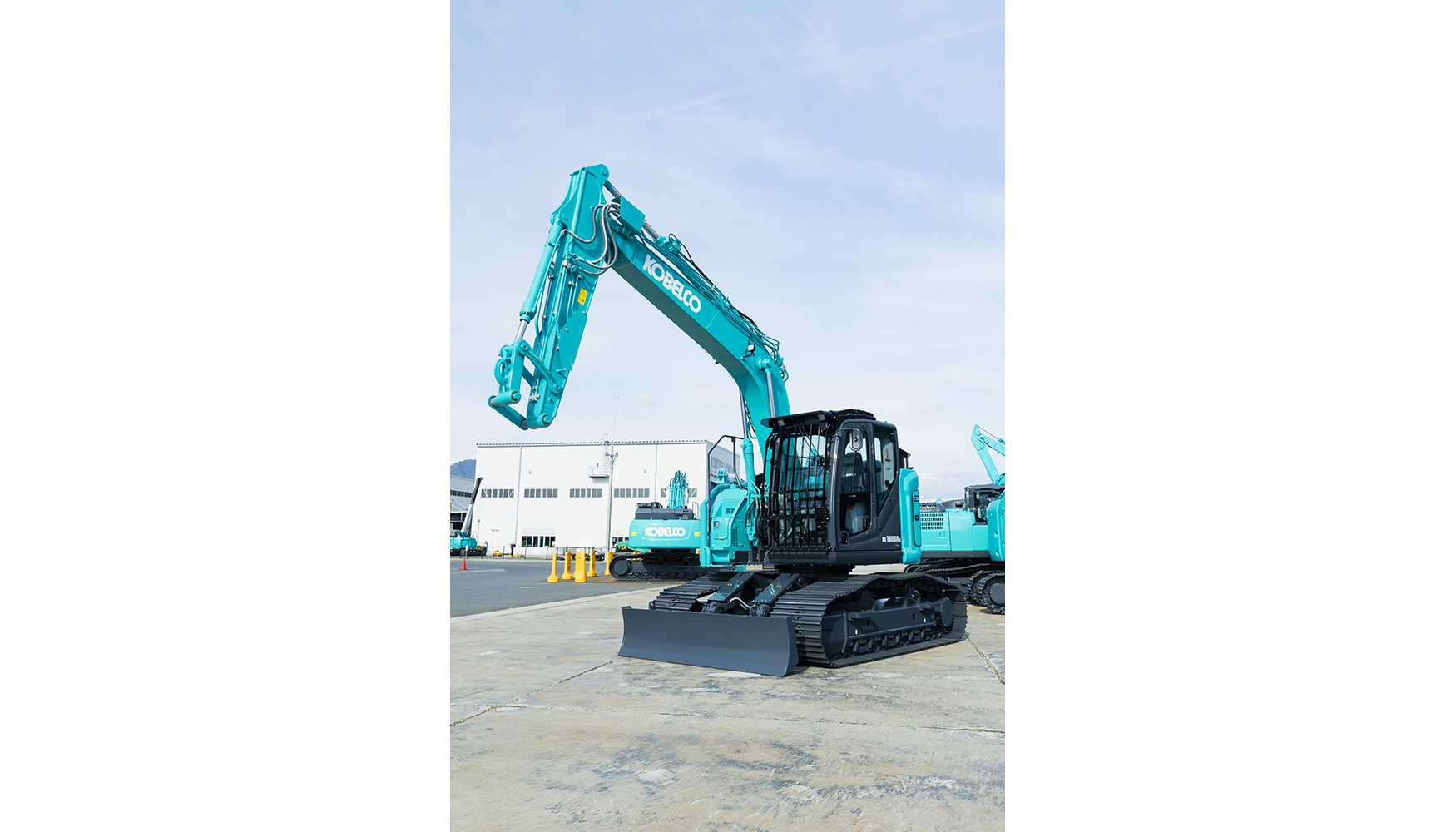 La excavadora de cadenas SK165SRLC, una de las grandes apuesta de Kobelco para aplicaciones forestales...
