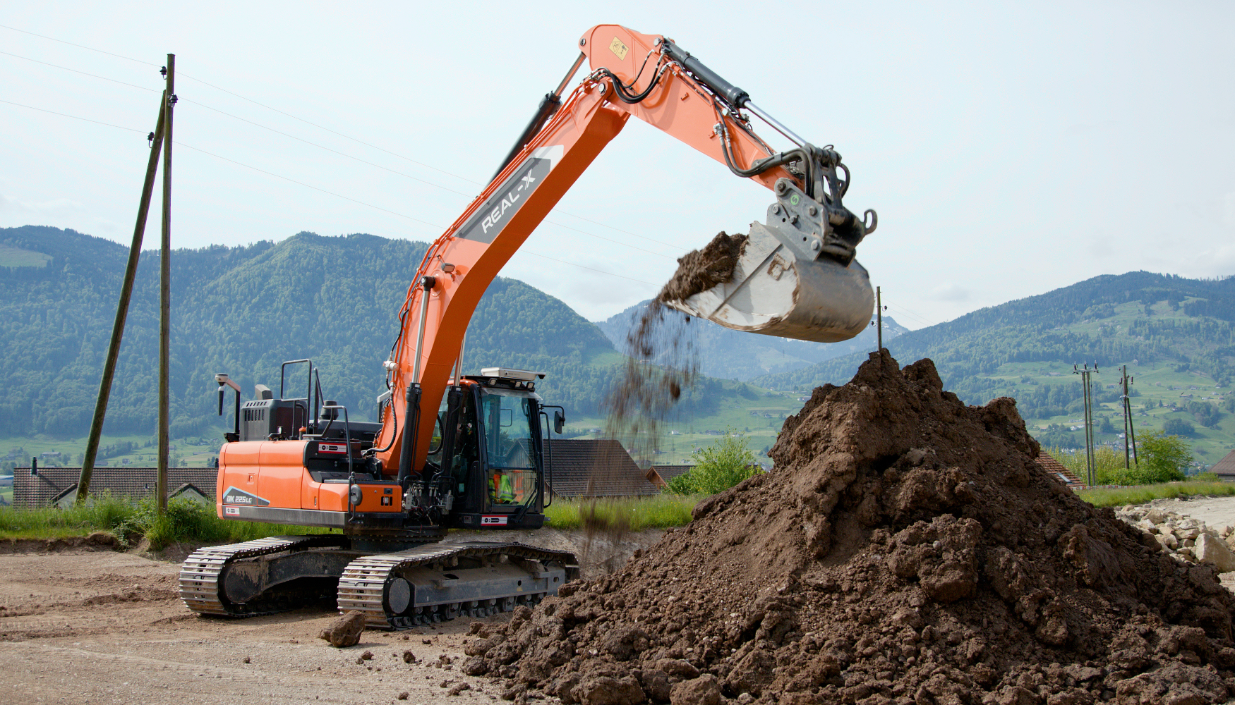 La excavadora de orugas aut�noma 'Real-X' de Develon ha sido desarrollada en conjunto con Gravis Robotics
