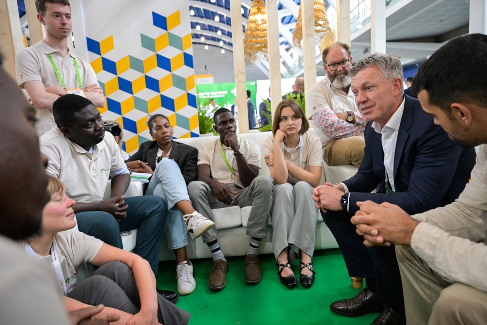 Jeff Rowe intercambi� opiniones con los participantes en el foro 'Future Generation Corner' celebrado en el Congreso Mundial de Semillas 2026...