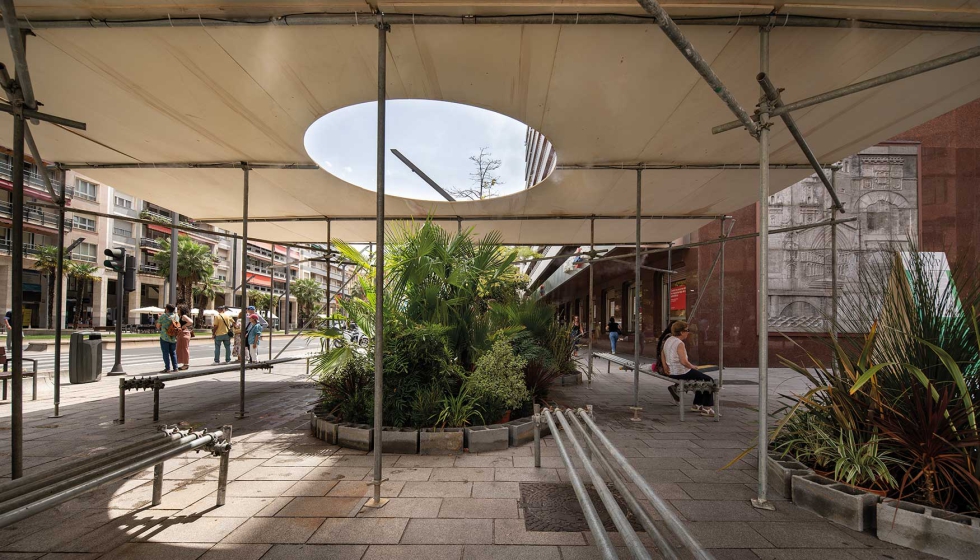 Noof Gorup recreaba un aut�ntico refugio urbano en el centro de Logro�o. Foto: Josema Cutillas