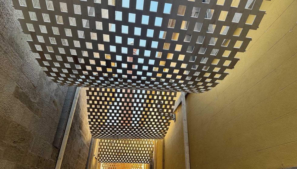 Detalle de la estructura de la cubierta a partir de listones de madera