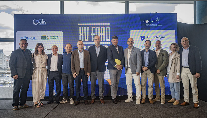 Foto de familia de los participantes en el XV Foro Galis