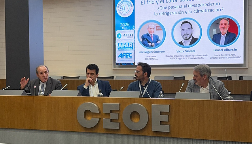 Jos� Miguel Guerrero, presidente de Confemetal; Javier Cano, moderador de la jornada; V�ctor Vicente...