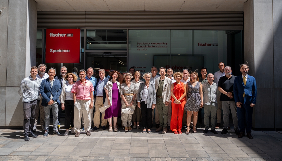 Pleno de consejeros/as del pasado 26 de junio del CSCAE junto a Fischer en el espacio de innovaci�n Fischer Xperience en Sant Cugat del Vall�s...