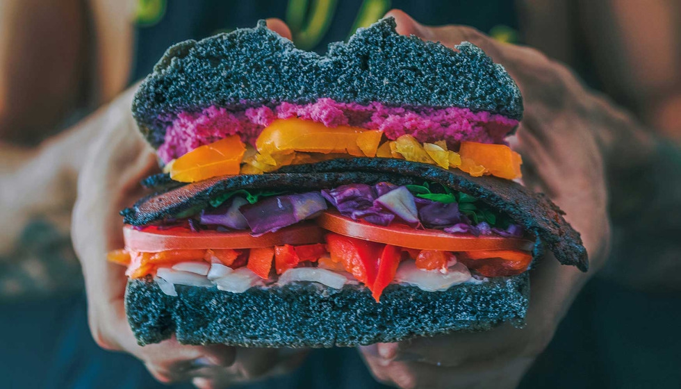 El volumen de ventas del mercado de alimentos y bebidas de origen vegetal creci� en un 6,6% en 2025 en Espa�a...