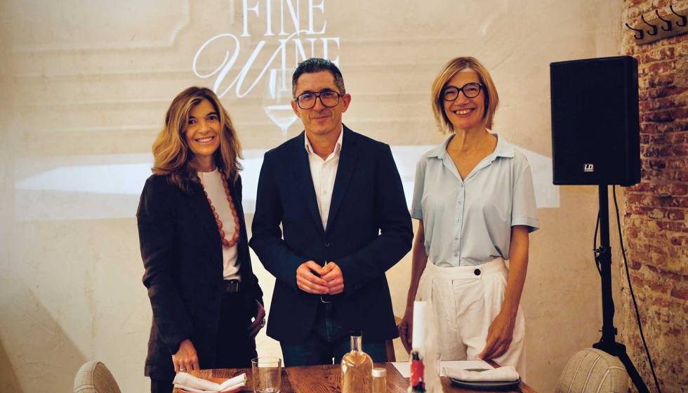 Xandra Falc�, presidenta de C�rculo Fortuny; Joxe Mari Aizega, director general de Basque Culinary Center; y Elisa Ucar...