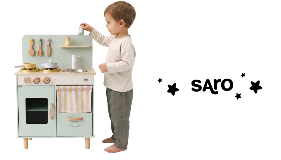 Cocinita de madera con fogones el�ctricos Little Chef, SARO