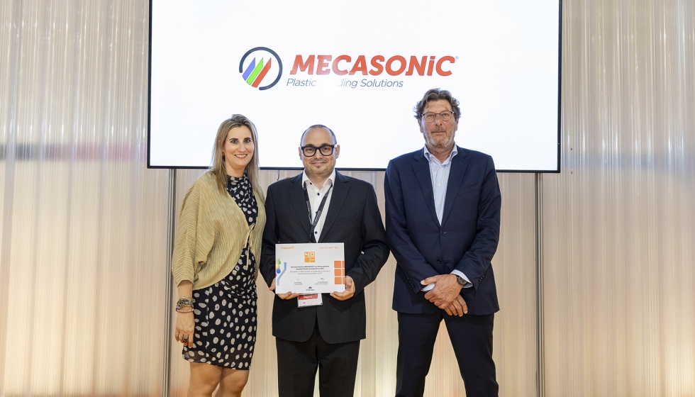 Equiplast distingui� a Mecasonic Espa�a por su fidelidad al certamen y su contribuci�n al desarrollo tecnol�gico del sector del pl�stico a lo largo...