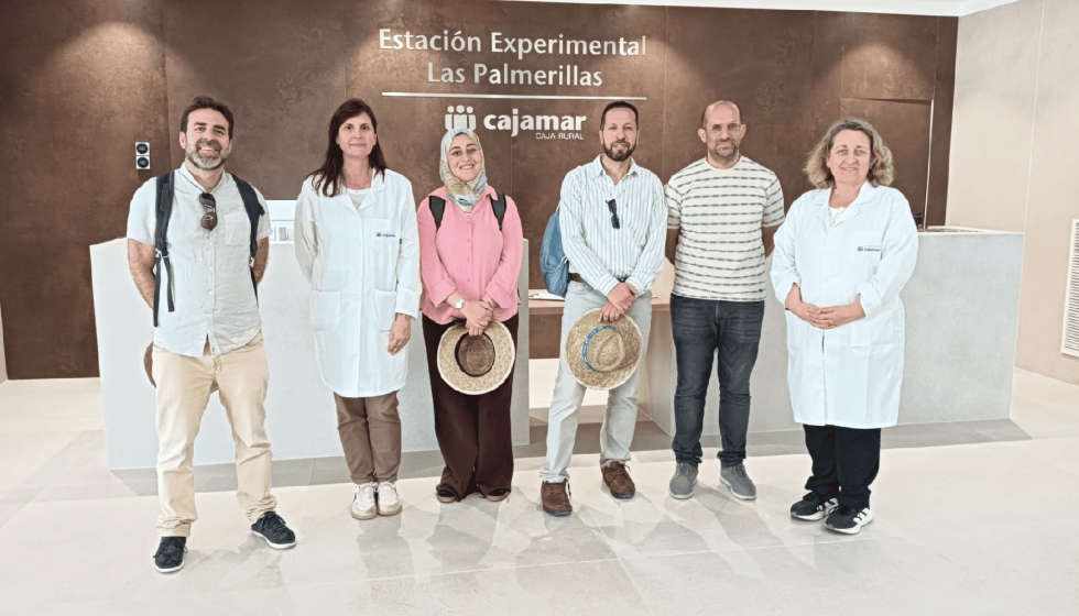 En la Estaci�n Experimental Cajamar Las Palmerillas la delegaci�n fue recibida por Alicia Mar�a Gonz�lez C�spedes...