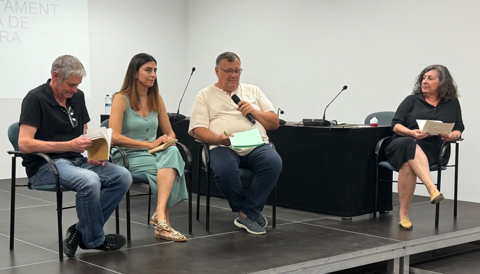 Un instante del debate que cerr� la jornada. De izquierda a derecha, Oriol Muntan�, S�nia Hern�ndez, Jordi Pascual y Montse Bosch...
