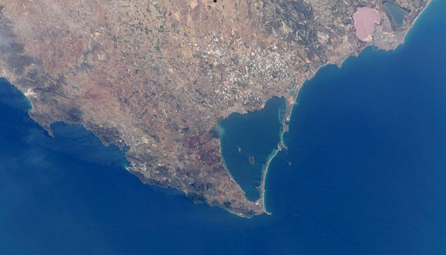 Vista satelital del entorno del Mar Menor