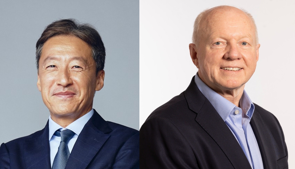 Masayuki Takaya, director representante y consejero delegado de Cainz Corporation, y Graham Bell, consejero delegado de B&Q...