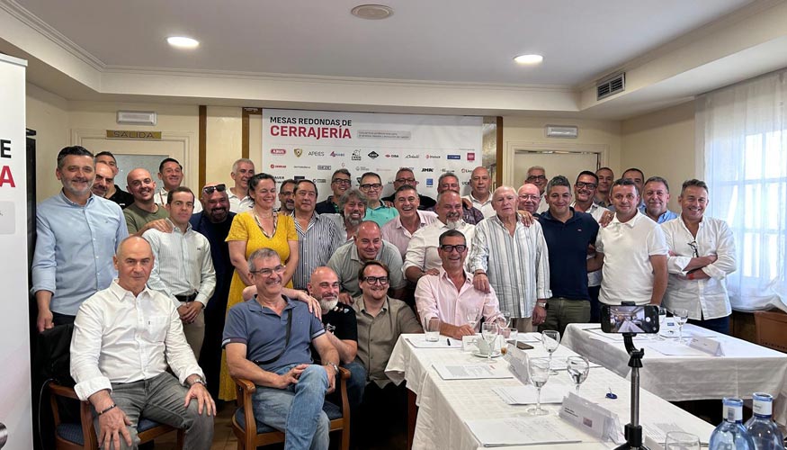 Asistentes a la XXXV Mesa de Cerrajer�a