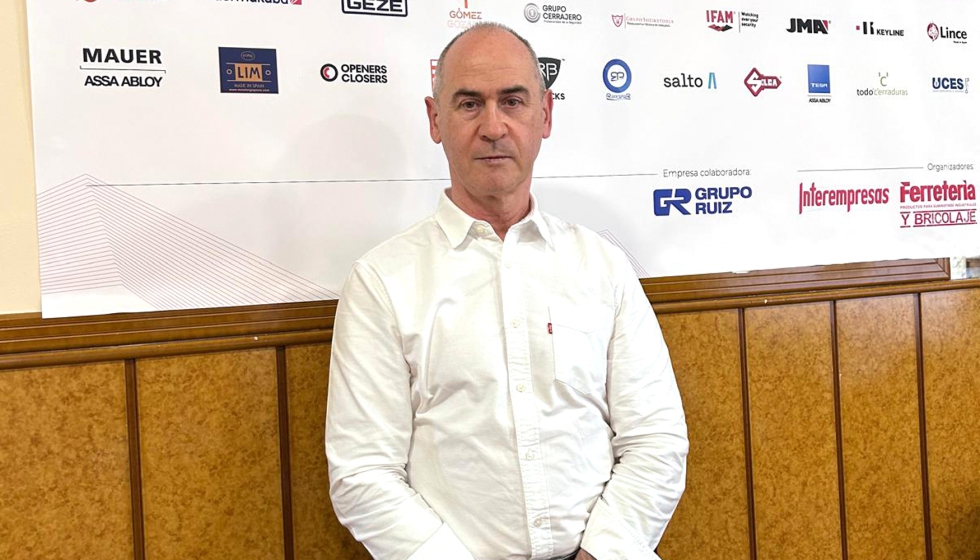 Jos� Luis Garc�a Vicu�a, presidente de UCES