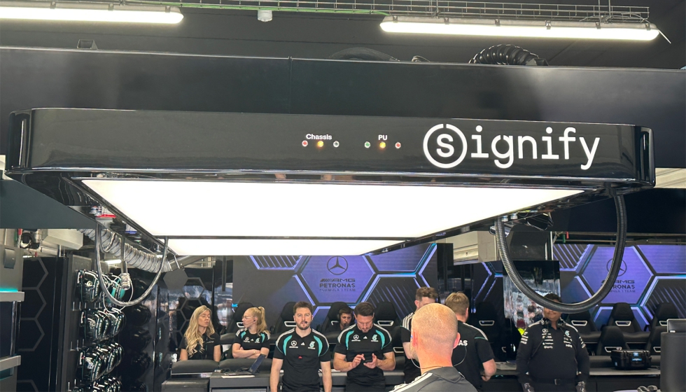 Imagen del box de Mercedes-AMG Petronas F1, que cuenta con los pilotos George Russel y Kimi Antonelli...