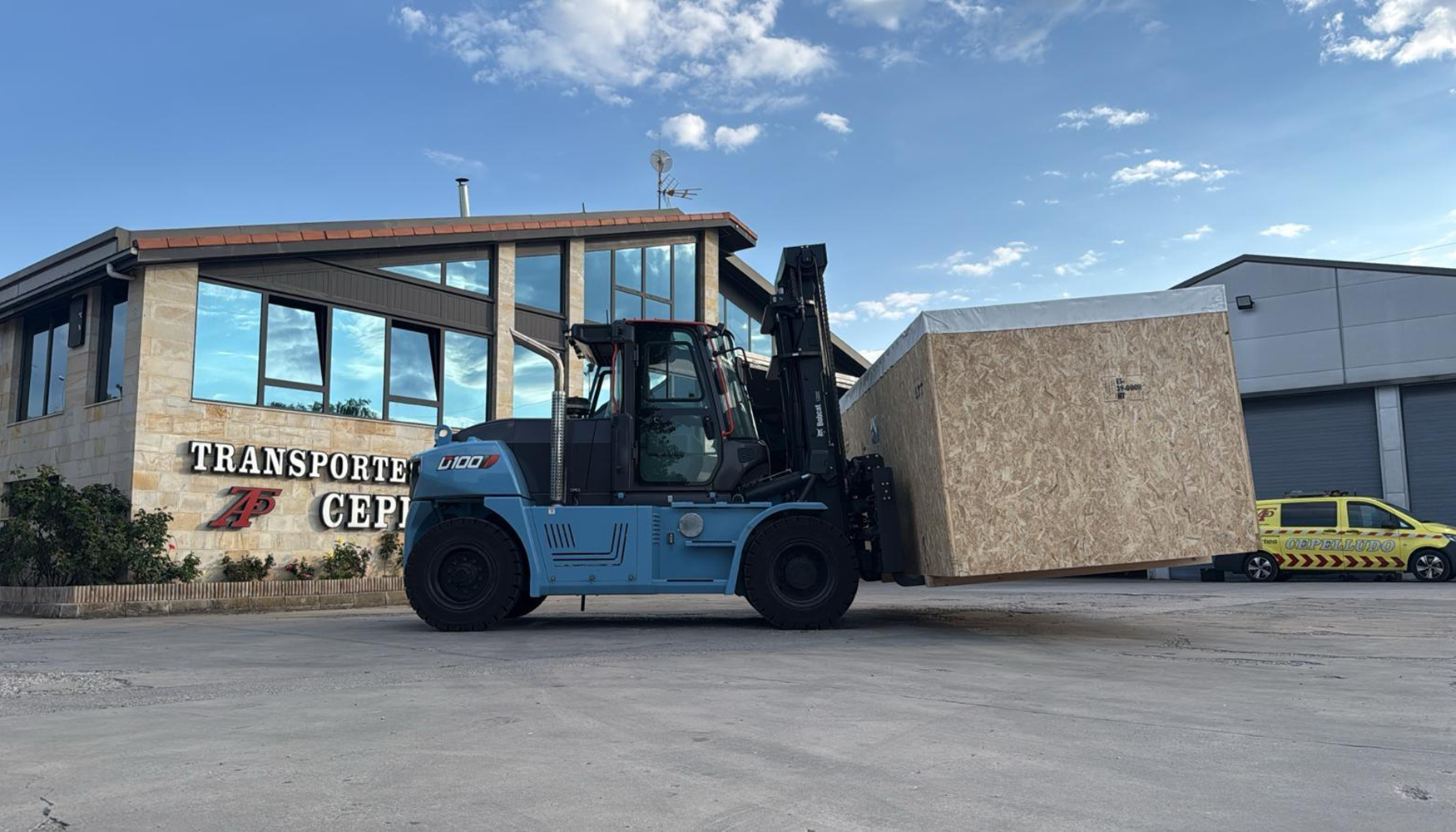 Bobcat D100S-9 en acci�n