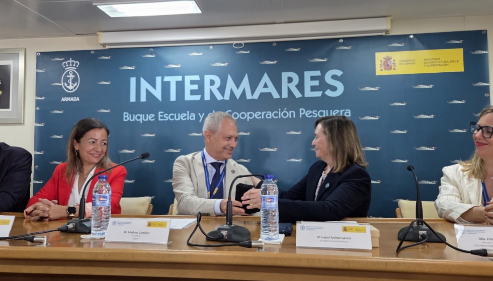 La entrega de la distinci�n se realiz� en la inauguraci�n de un curso de formaci�n a especialistas de Iberoam�rica y �frica para fortalecer la lucha...