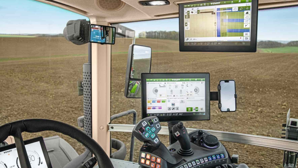 El puesto de conducci�n simboliza la gran evoluci�n mostrada por este tractor