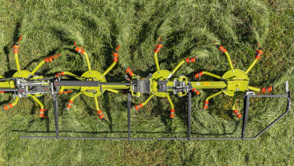 Volto 1100-700, siete nuevos modelos amplían la gama de henificadores CLAAS