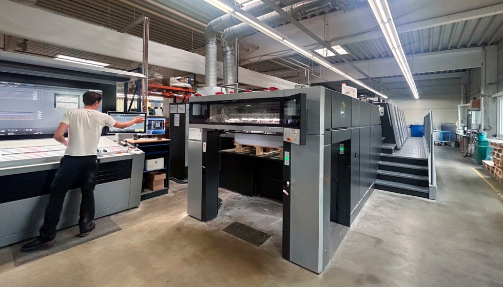 La imprenta Siepmann est� invirtiendo en un entorno de producci�n h�brido que combina la impresi�n offset y digital de Heidelberg...